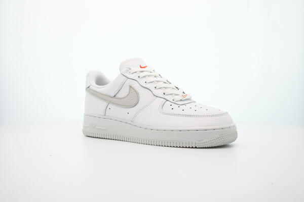 Nike WMNS AIR FORCE 1 '07 